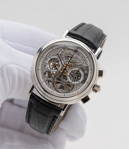 Historique Skeleton Chronograph in Platinum