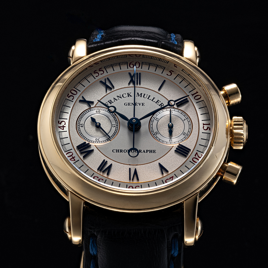 Chronograph in Yellow Gold