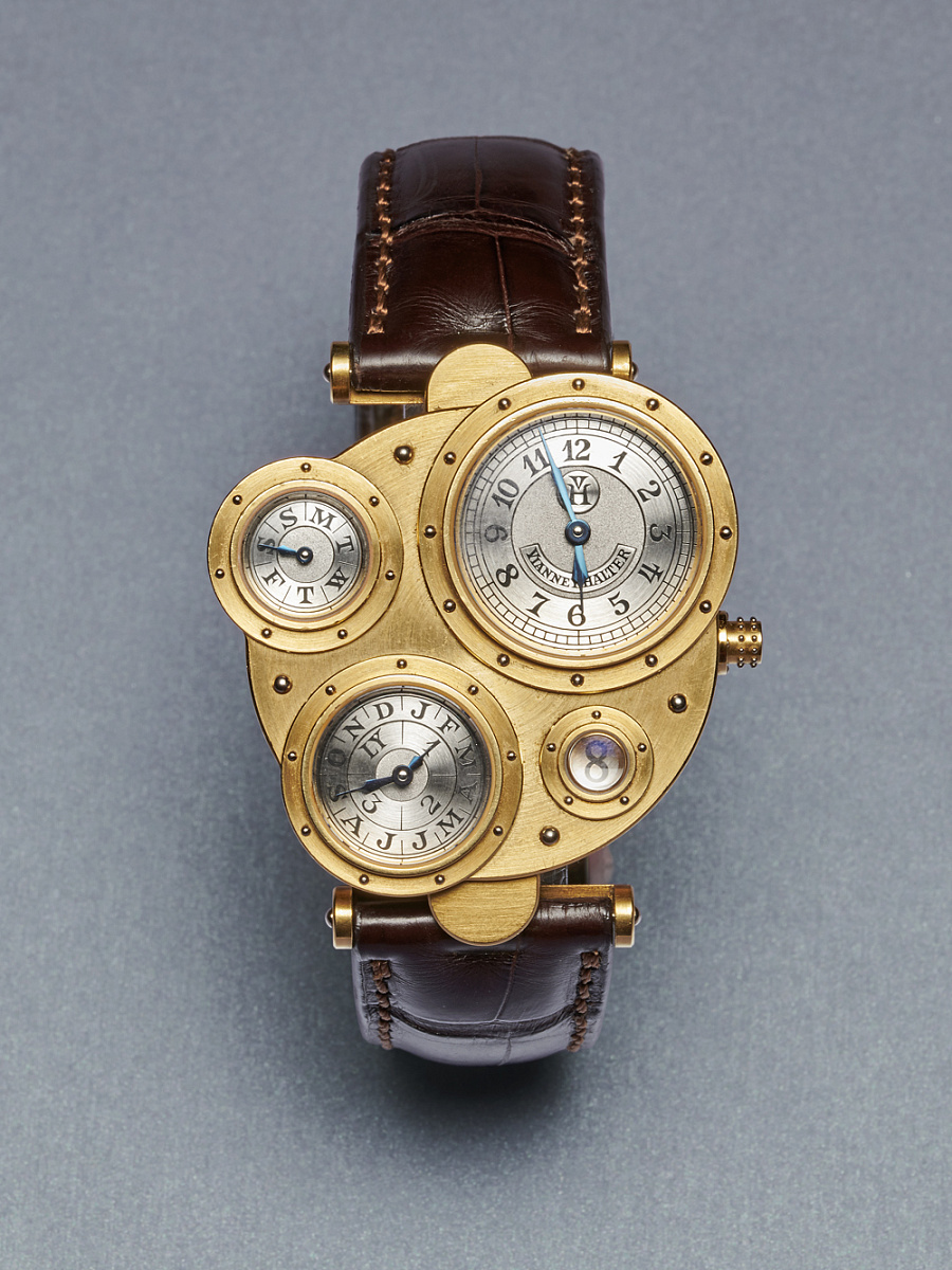 Antiqua in Yellow Gold