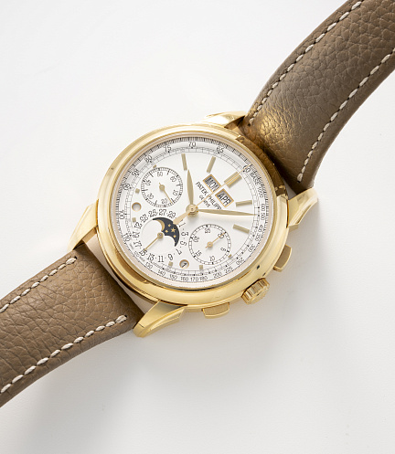 Perpetual Calendar Chronograph with Moonphase in Yellow Gold