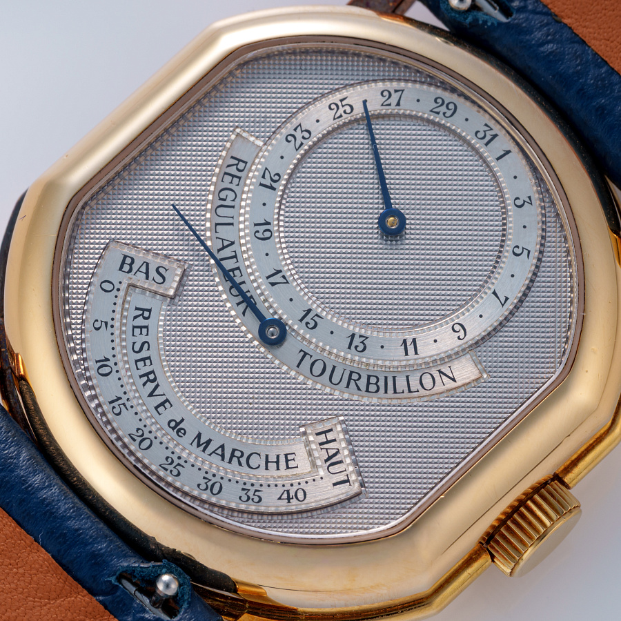 Regulateur Tourbillon in Yellow Gold with Clous de Paris "Ripe Banana"