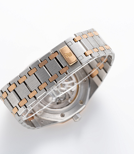 Royal Oak Perpetual Calendar in Rose Gold and Platinum