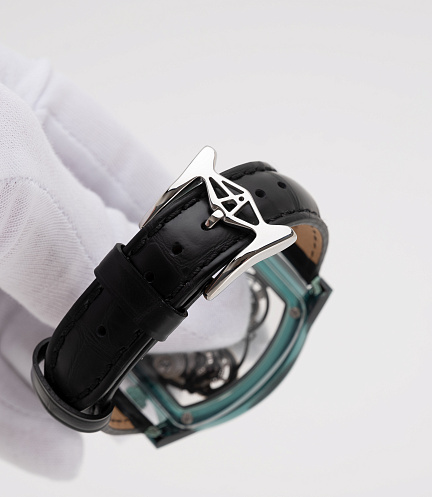 Curvy Purity Tourbillon Emerald "Piece Unique"