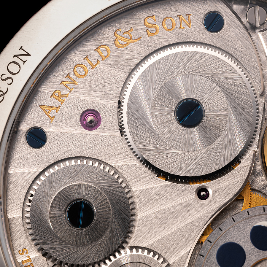 Perpetual Moon in Platinum with Salmon Dial