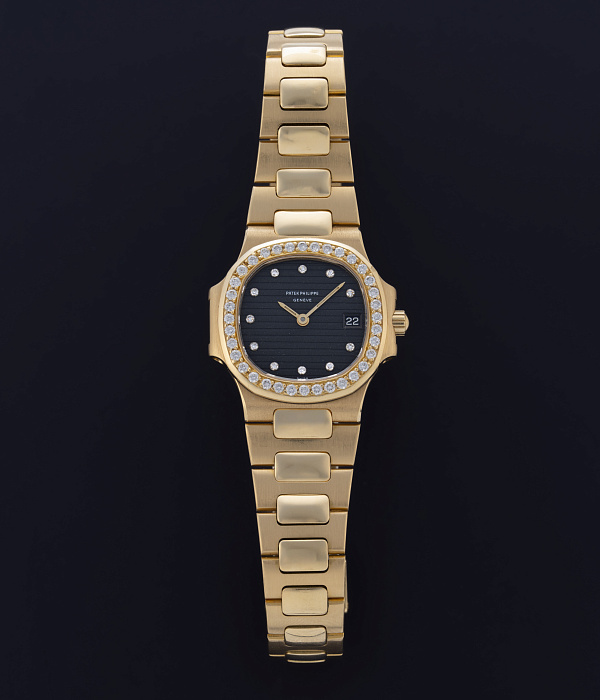 Lady Nautilus in Yellow Gold