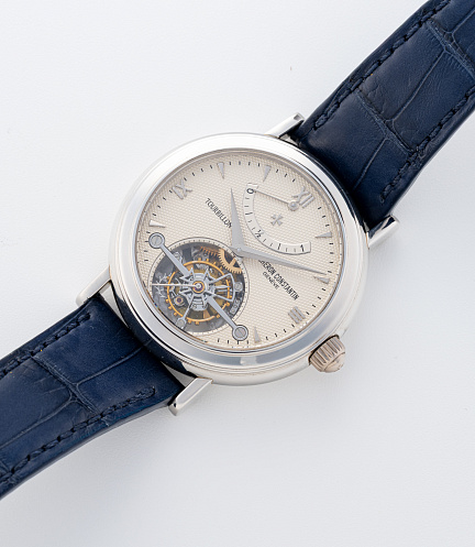 Patrimony Tourbillon in Platinum