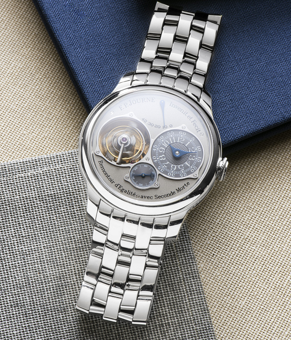 Tourbillon Souverain in Platinum with Ruthenium Subdial "Pisa Edition"