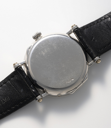 Moonphase Power Reserve in Platinum