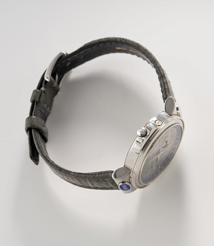 Meteorite Peary in Platinum