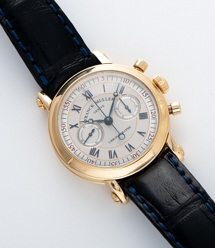 Chronograph in Yellow Gold