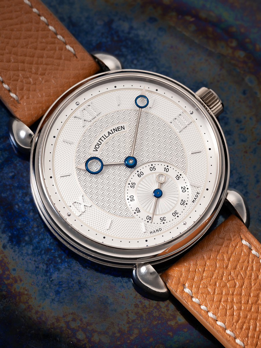 Vingt-8 in White Gold with White DIal