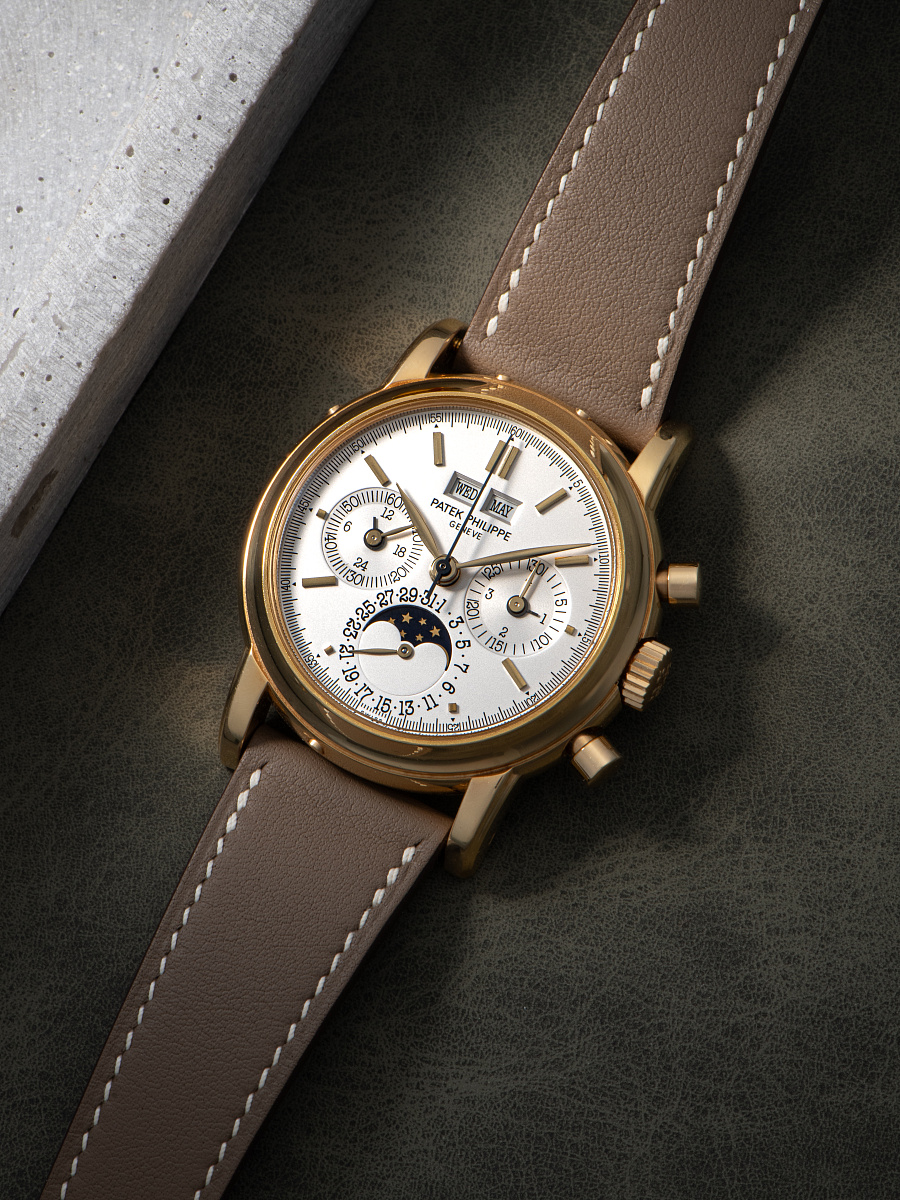 Perpetual Calendar Chronograph in Yellow Gold, Ref. 3971