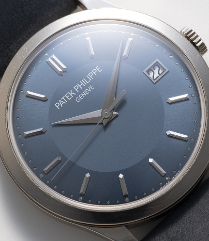 Calatrava in White Gold limited to 15 Pieces for Sommazi