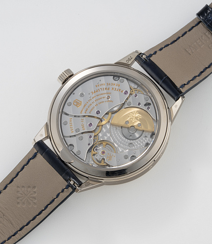 Annual Calendar Regulator in White Gold