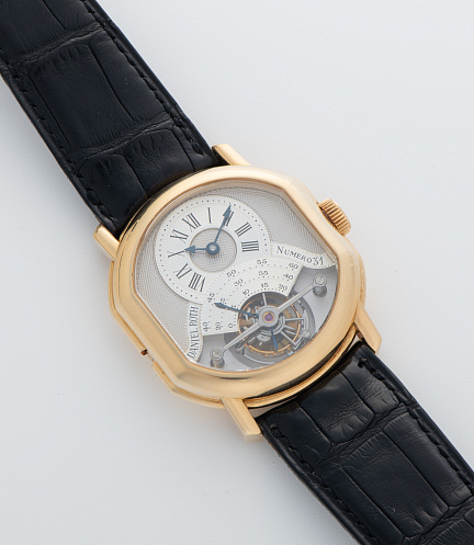 Regulateur Tourbillon in Yellow Gold with Clous de Paris
