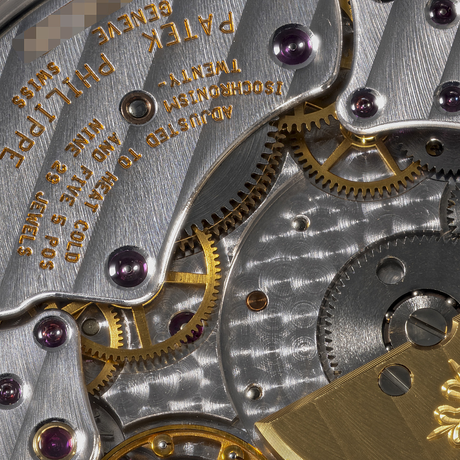 Moonphase Power Reserve in Platinum