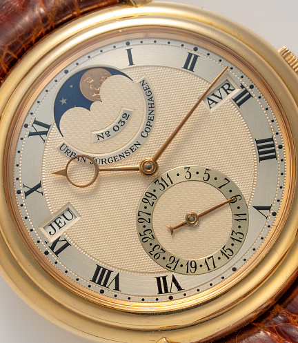 Reference 2 in Rose Gold with a Smiling Moon Phase/Face