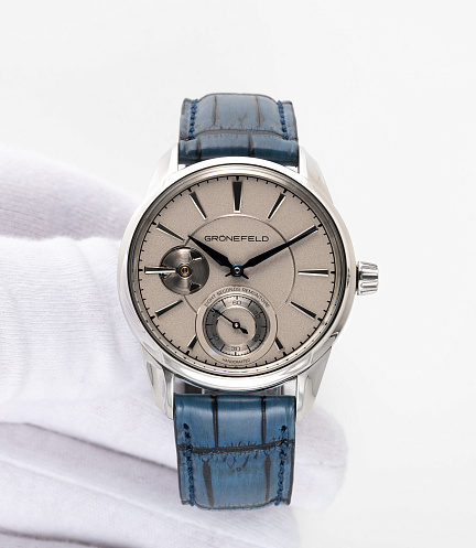 Remontoire 1941 in Stainless Steel