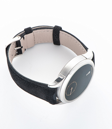 Jumping Hour with Black Jade Stone Dial "L'art des Heures Sautantes"