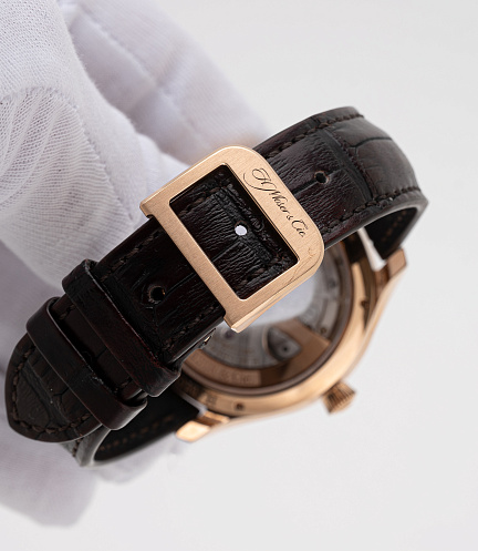 Endeavour Chinese Calendar in Rose Gold