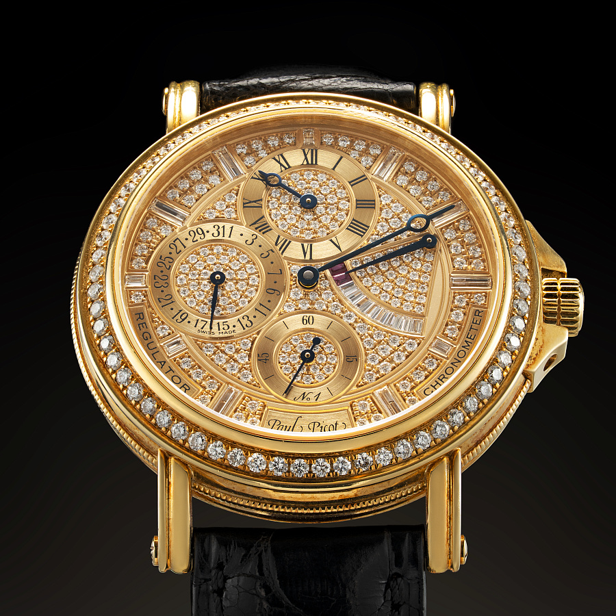 Atelier Regulator in Yellow Gold with Pave Diamond and Ruby Dial