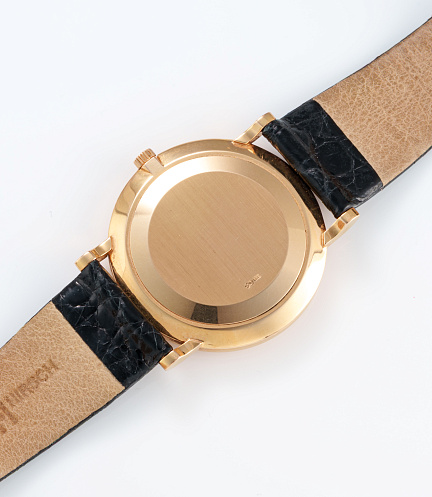 Calatrava with "Clous de Paris" in Rosegold