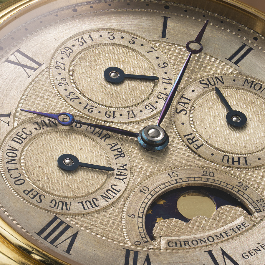 Minute Repeater Perpetual Calendar in Yellow Gold