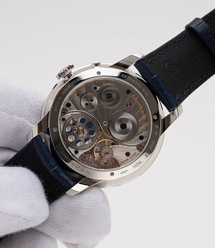 Perpetual Moon in Platinum with Salmon Dial
