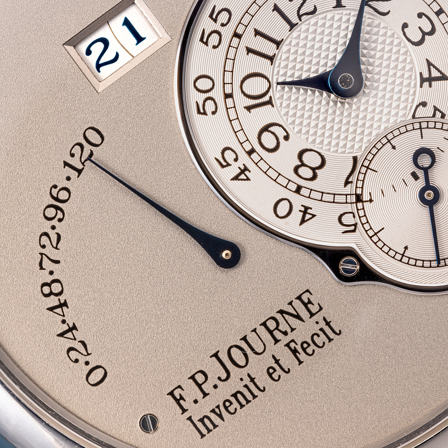 Octa Reserve de Marche in 40mm Platinum Case