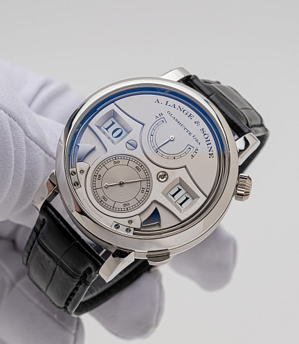 Zeitwerk Striking Time in Platinum