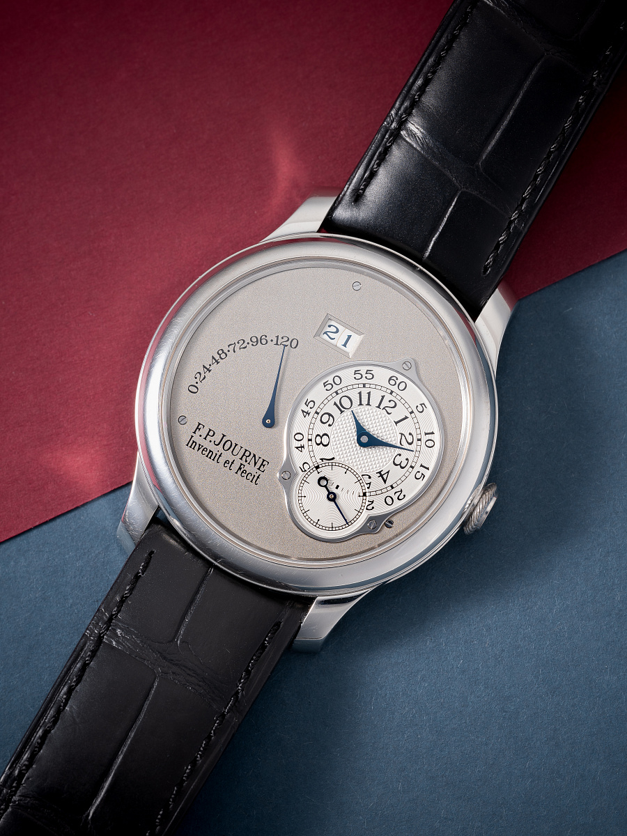 Octa Reserve de Marche in 40mm Platinum Case