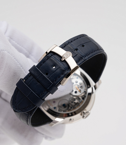 Perpetual Moon in Platinum with Salmon Dial