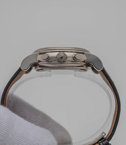 Toric Rattrapante in White Gold with Salmon Dial