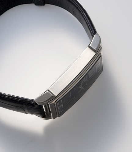 Cabaret with Blue Dial