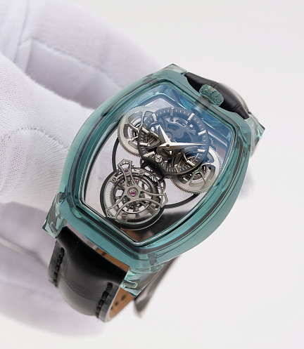 Curvy Purity Tourbillon Emerald "Piece Unique"