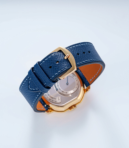 Regulateur Tourbillon in Yellow Gold with Clous de Paris "Ripe Banana"