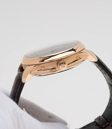 Endeavour Chinese Calendar in Rose Gold