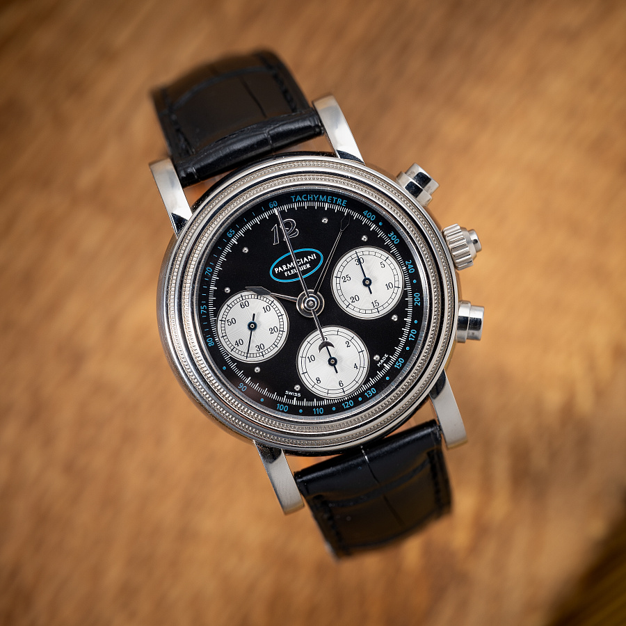 Toric Rattrapante in White Gold with Black Dial