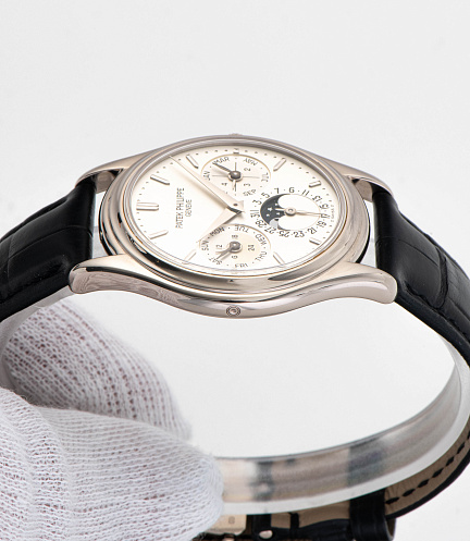 Perpetual Calendar in White Gold
