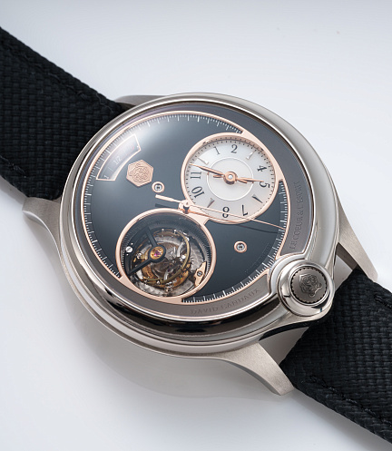 DC1 in Platinum with Onyx Dial and Opal Subdial