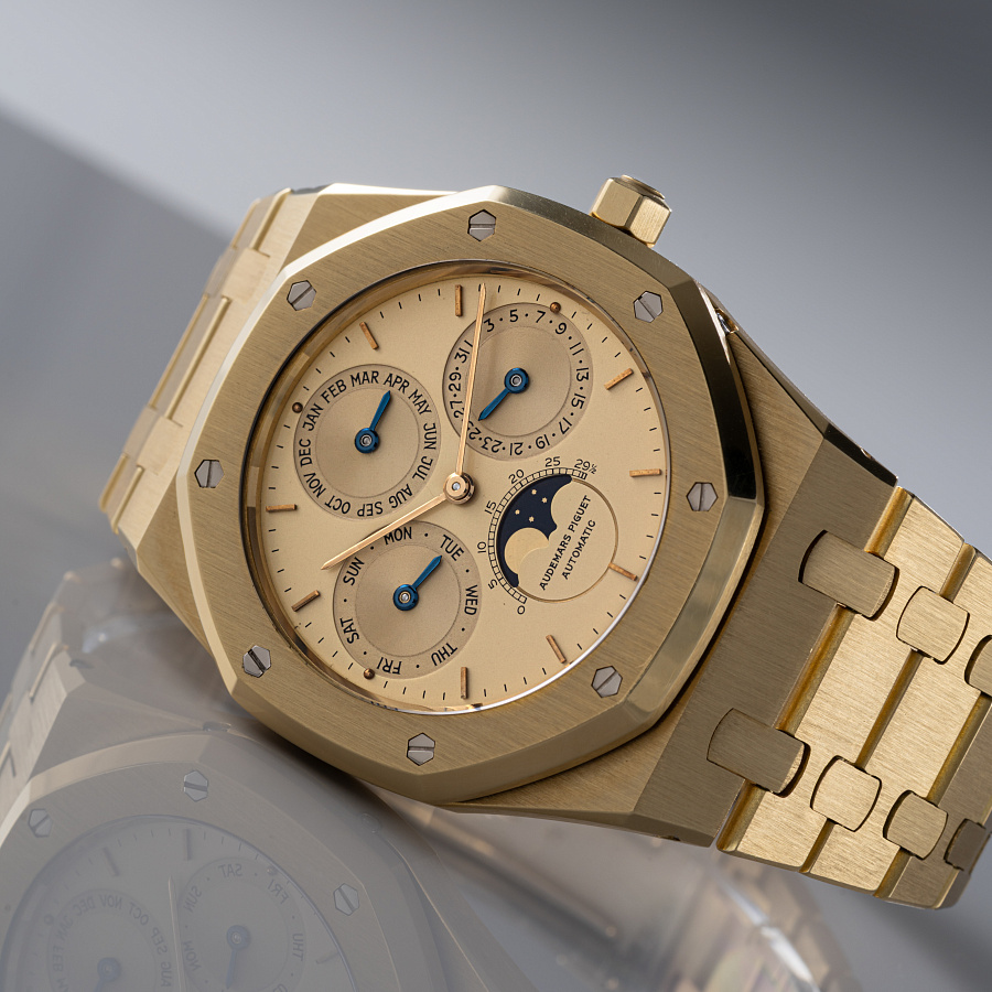 Royal Oak Perpetual Calendar in Yellow Gold