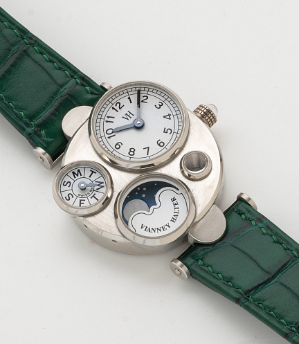 Contemporaine Moon Phase in White Gold