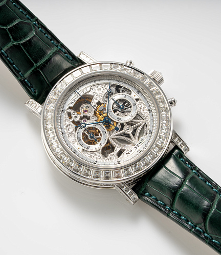 Classique Chronograph in White Gold